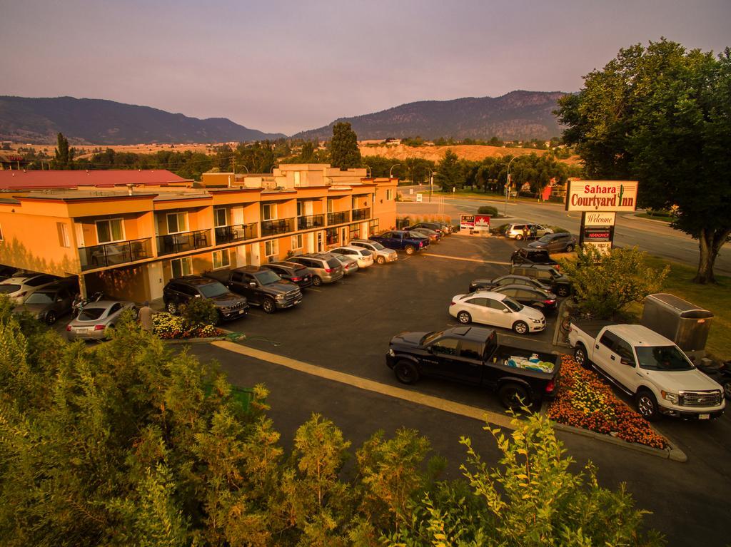 Sahara Courtyard Inn Penticton Exterior foto